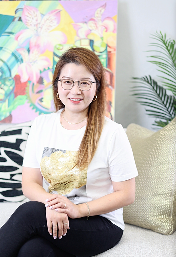 Grace, founder of D-Luxe Home Staging